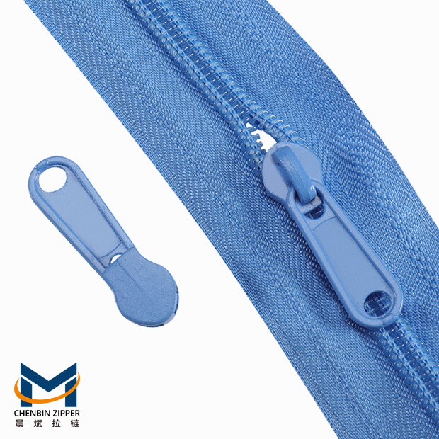 Nylon zipper for bags